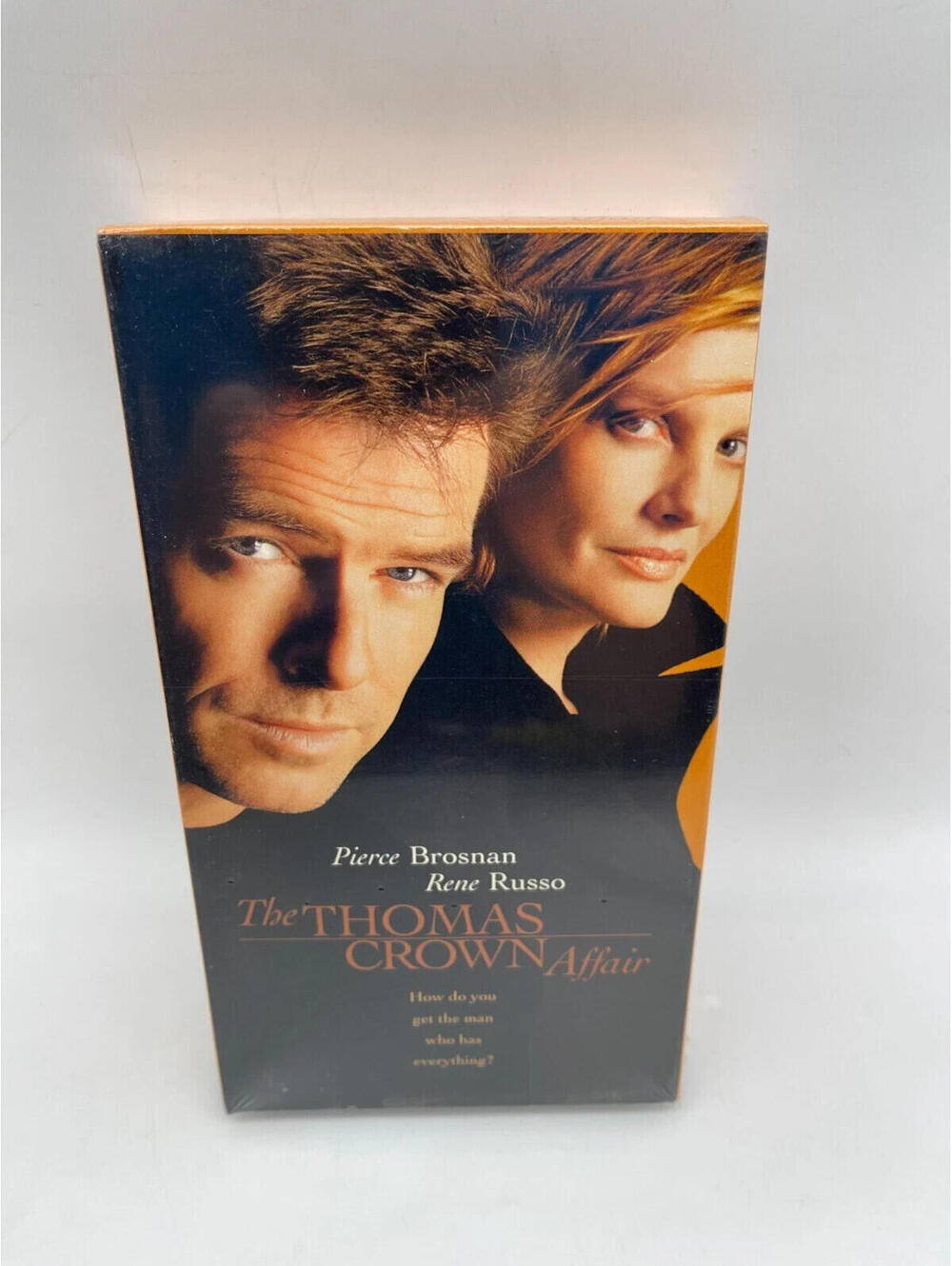 The Thomas Crown Affair VHS Cassette 2000 Pierce Brosnan Rene Russo NEW SEALED